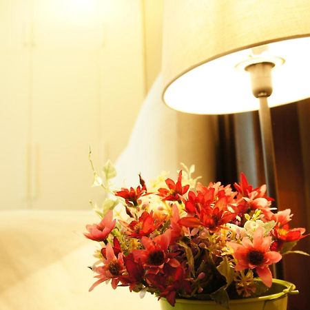 Wealth 30Th Otel Bangkok Oda fotoğraf